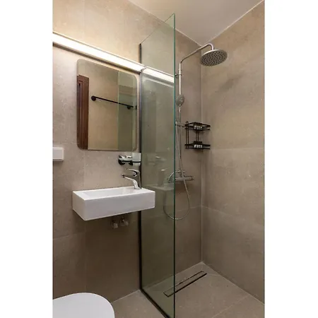 Icarus Apartament